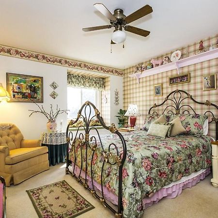 Matthews Manor Bed & Breakfast Exterior foto